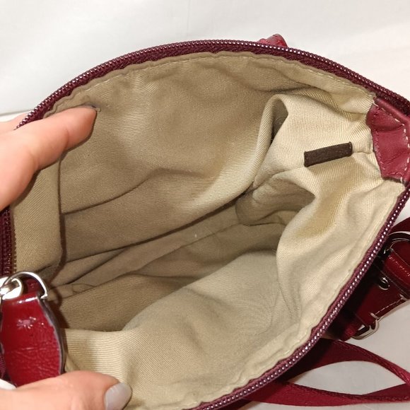 Coach F45026 Signature Canvas Pocket Swing Pack Crimson - Picture 11 of 11